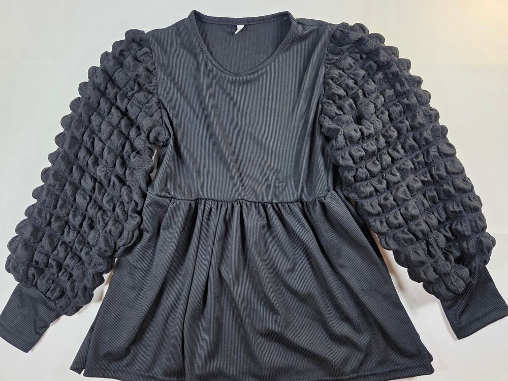 Black long-sleeve textured bubble-sleeve ribbed knit top Size M